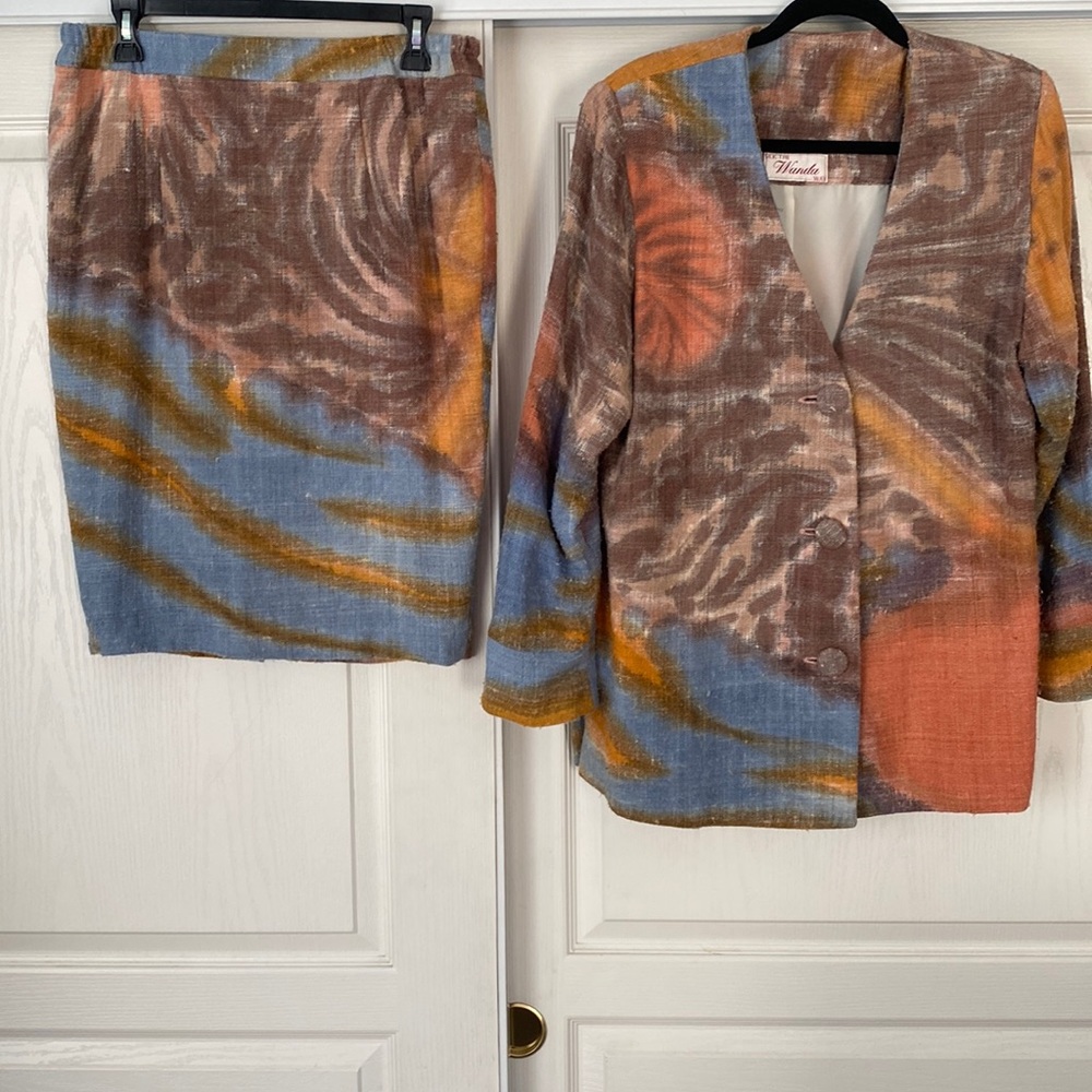 SILK THE WANDA WAY-Suit